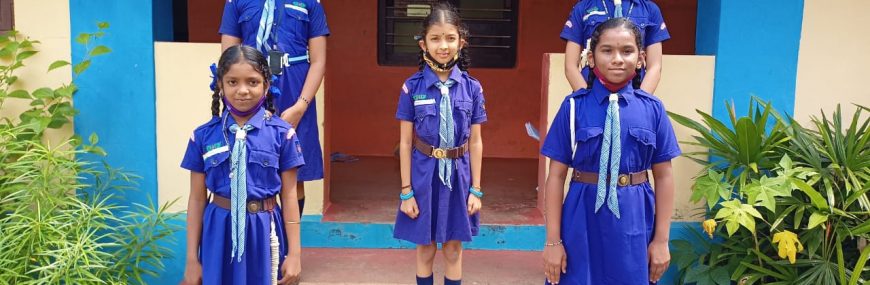 Girls School Uniform Price Starting From Rs 300/Unit. Find Verified Sellers  in Thiruvananthapuram - JdMart